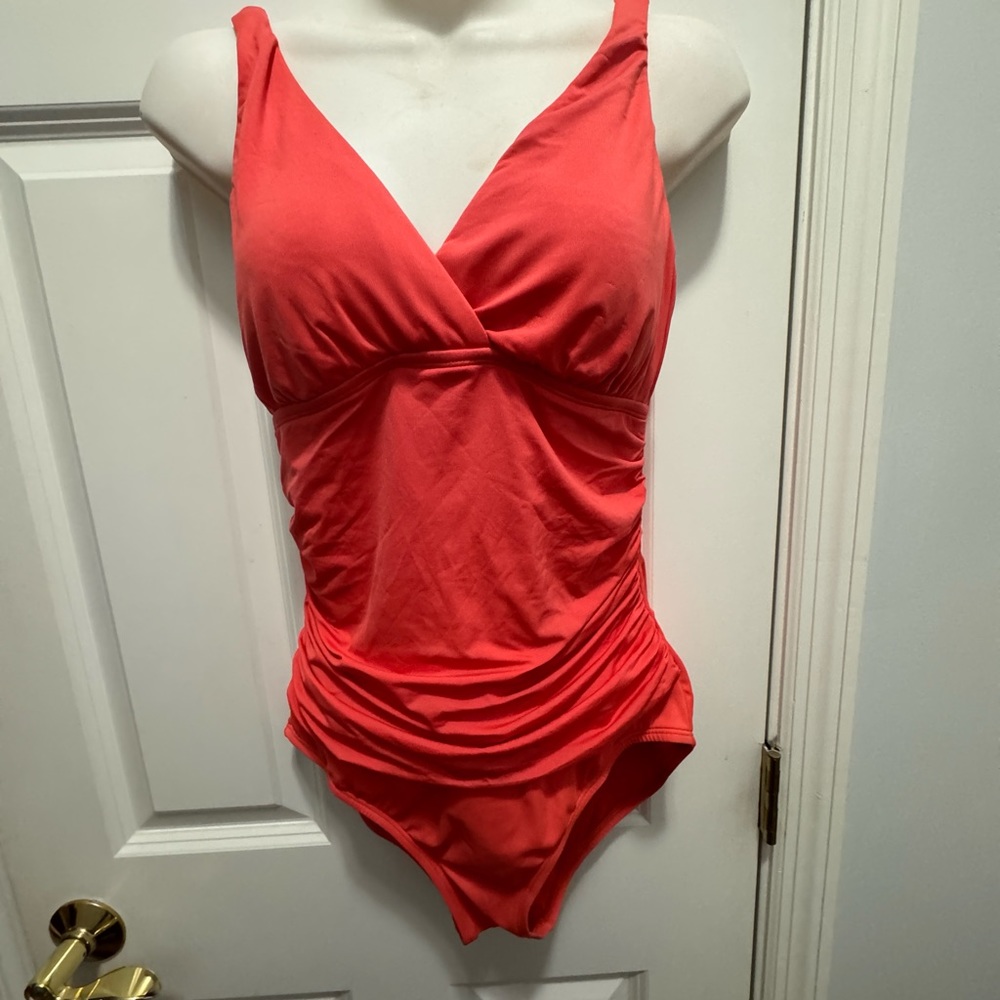Jantzen size 10 one piece swimsuit - Picture 8 of 8